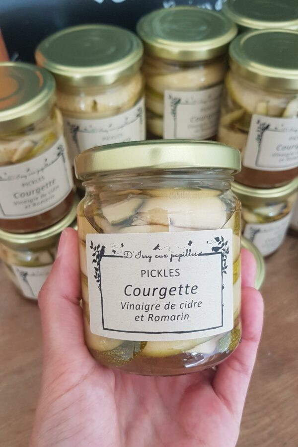 Pickles de courgettes au romarin et vinaigre de cidre